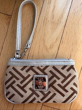 Tiganello Beige & Brown Geometric Wristlet new